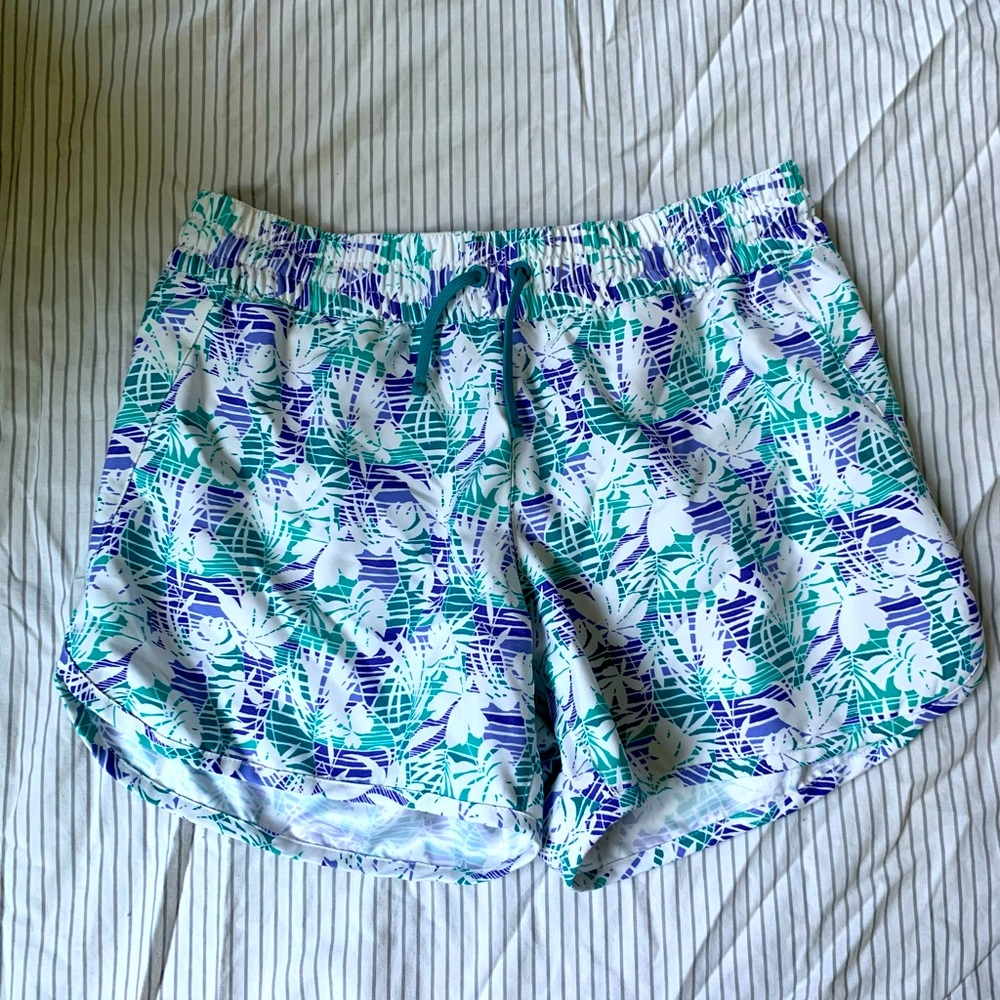 Columbia PFG womens shorts  size: Small lightly used great shorts
